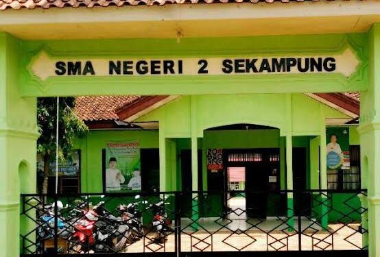 Wali Murid SMA Negeri 2 Sekampung Bayar Komite Hampir Dua Juta Rupiah