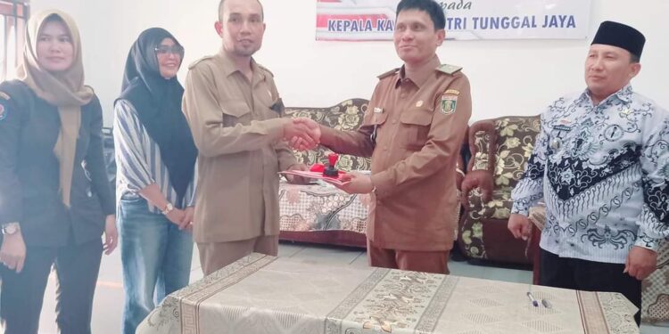 Tobing Aprizal Mulai Kepalai Kampung Tri Tunggal Jaya