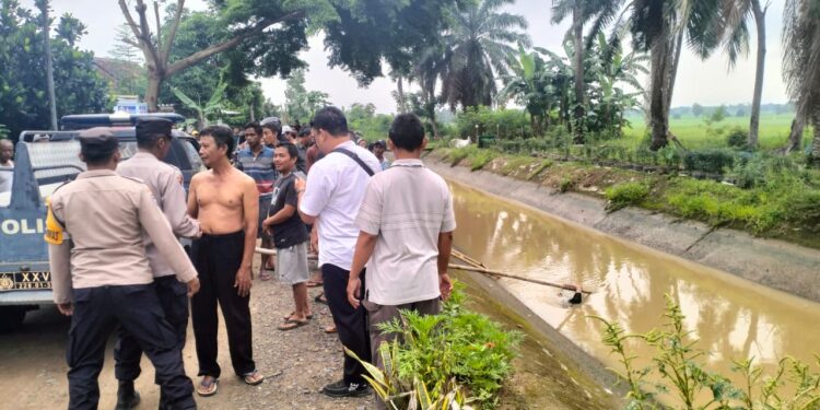 Warga Pekalongan Temukan Mayat Pria Mengapung di Saluran Irigasi