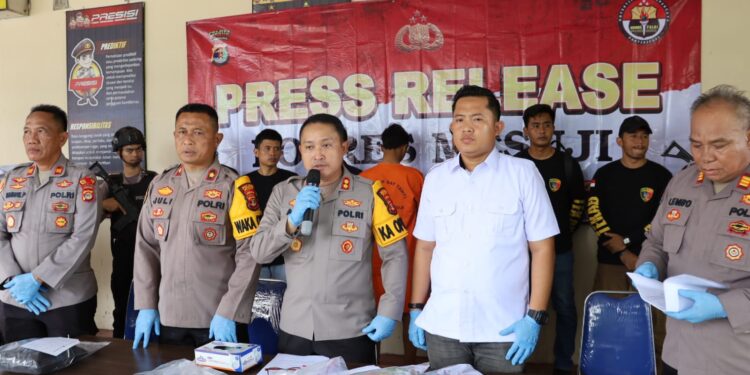 Pembunuhan Guru di Mesuji : Cemburu Buta, Calon Istri Meregang Nyawa