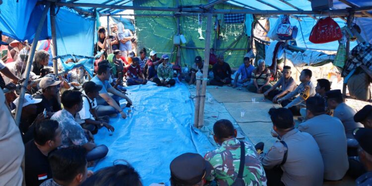 Masyarakat Buay Mencurung Kembali Kompak Tolak Tinggalkan Lahan Sengketa