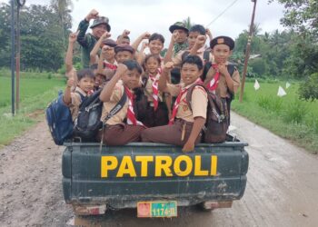 TMMD 119 Kodim 0411/KM, Mobil Patroli Juga Antar Anak-Anak Sekolah