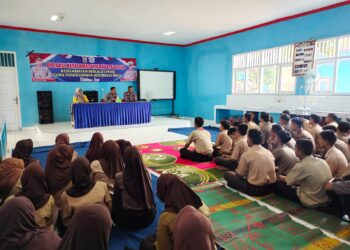 Satlantas Polres Mesuji Beri Edukasi Pelajar SMA Negeri 1 Tanjung Raya Adab Berlalu Lintas