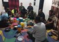 Buka Puasa Bersama Satgas TMMD ke 119 Kodim 0411/KM dan Masyarakat Kampung Gunung Haji
