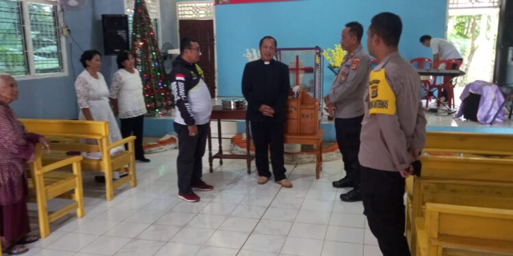 Jum’at Agung di Sejumlah Gereja Tanjung Raya Dijaga Polisi