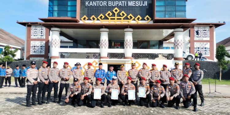 28 Personel Polres Mesuji Terima Penghargaan Dari Pemerintah Daerah
