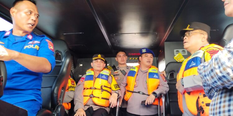 Kapolda Lampung Instruksikan Tim Rescue dan Patroli Perairan untuk WSL Krui Pro 2024