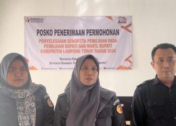 Bawaslu Lampung Timur Terima Berkas Sengketa Paslon Dawam-Ketut