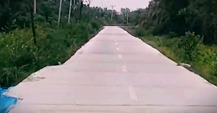 Jalan Mulus Pasir Sakti-Jabung, Akses Warga Kini Lebih Cepat
