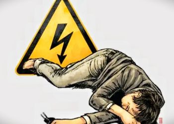 Pemasang Reklame Tewas Tersengat Listrik di Way Jepara