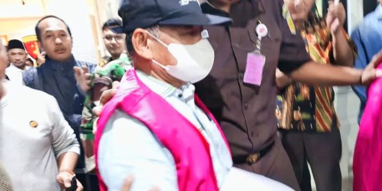 Jadi Tersangka, Eks Bupati Lamtim Terancam Hukuman Seumur Hidup