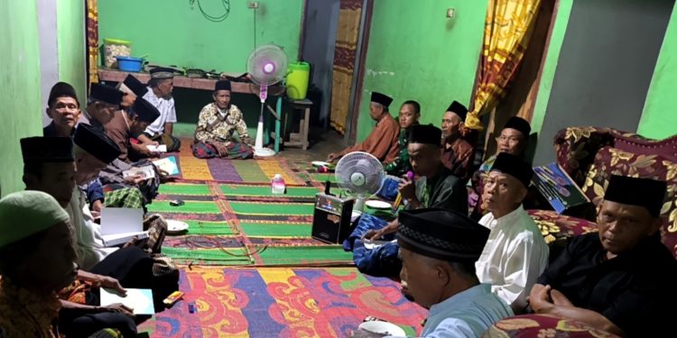 Kebersamaan TNI-Warga, Terajut di Malam Tahlilan