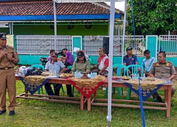 Pelajar SMP dan SMA Sekampung Adu Kepiawaian di Laga Sepak Bola Mini dan Voli HUT RI ke-80