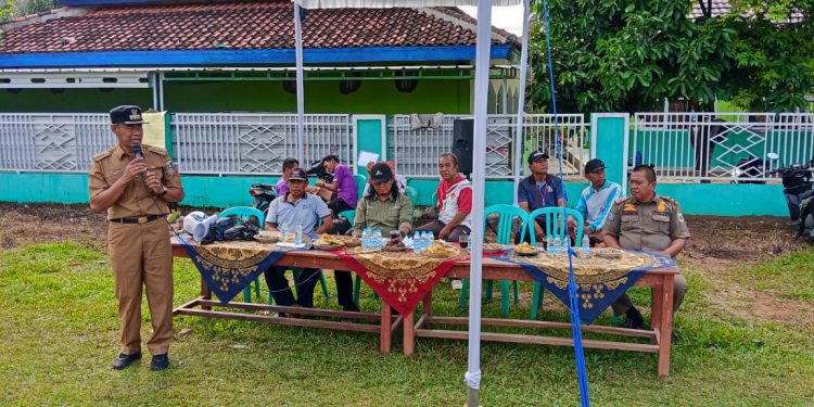 Pelajar SMP dan SMA Sekampung Adu Kepiawaian di Laga Sepak Bola Mini dan Voli HUT RI ke-80