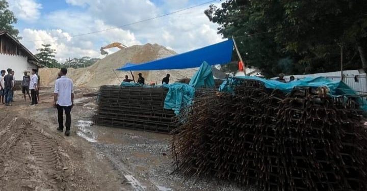 Batching Plant di Sukaraja Nuban Disoal LSM Libra